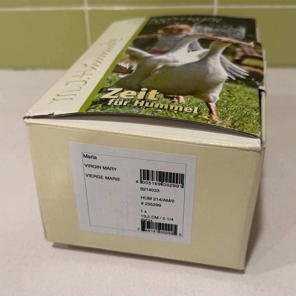 M.I. Hummel - Nativity - Mary (Includes Box) - Picture 10 of 10